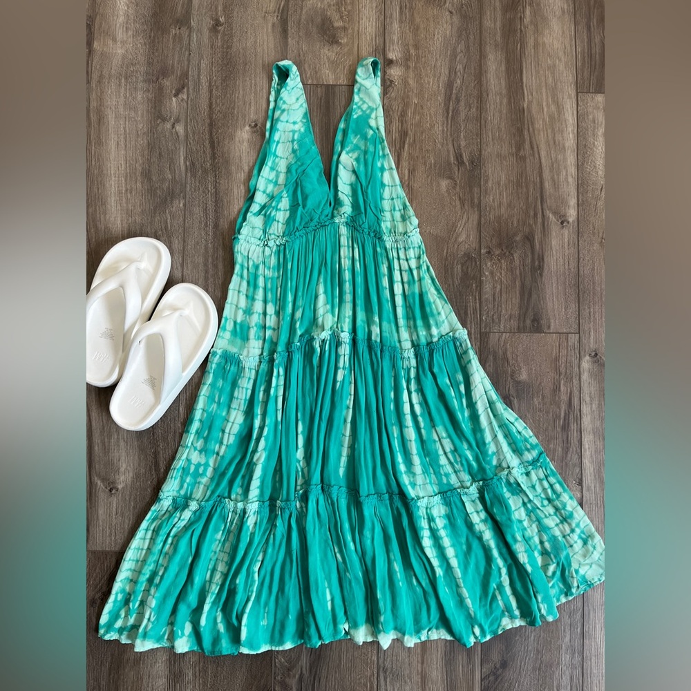 HP💋💋💋NWT Cool Tie Dye Teal Maxi Dress